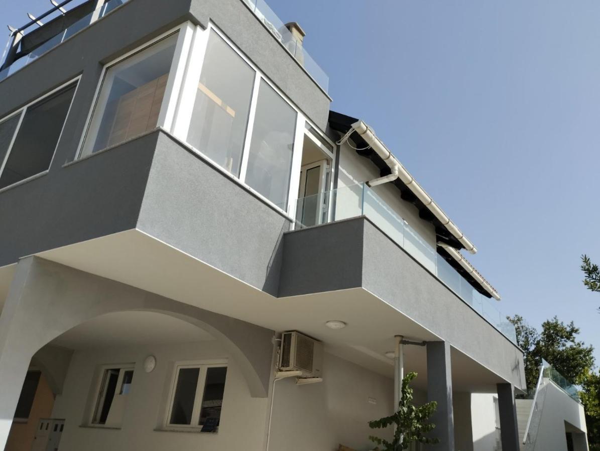 Apartment Sun Vir Ngoại thất bức ảnh