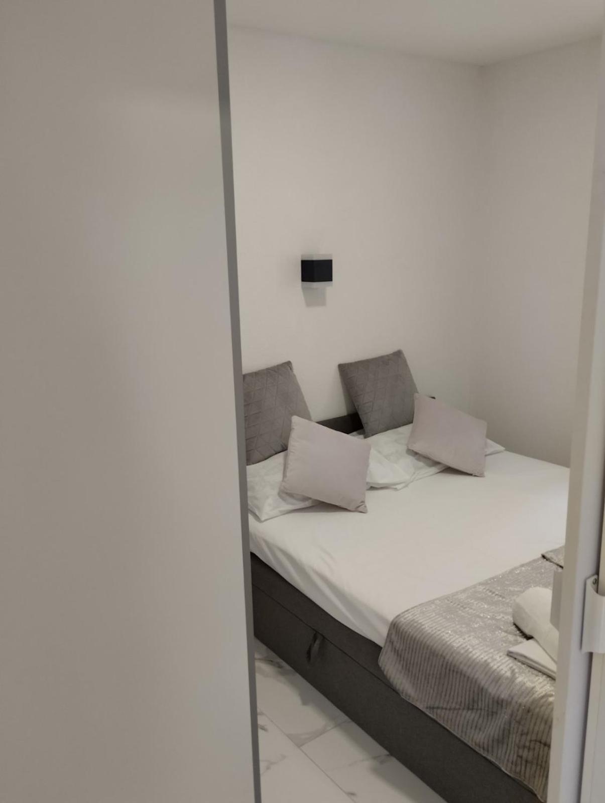 Apartment Sun Vir Phòng bức ảnh