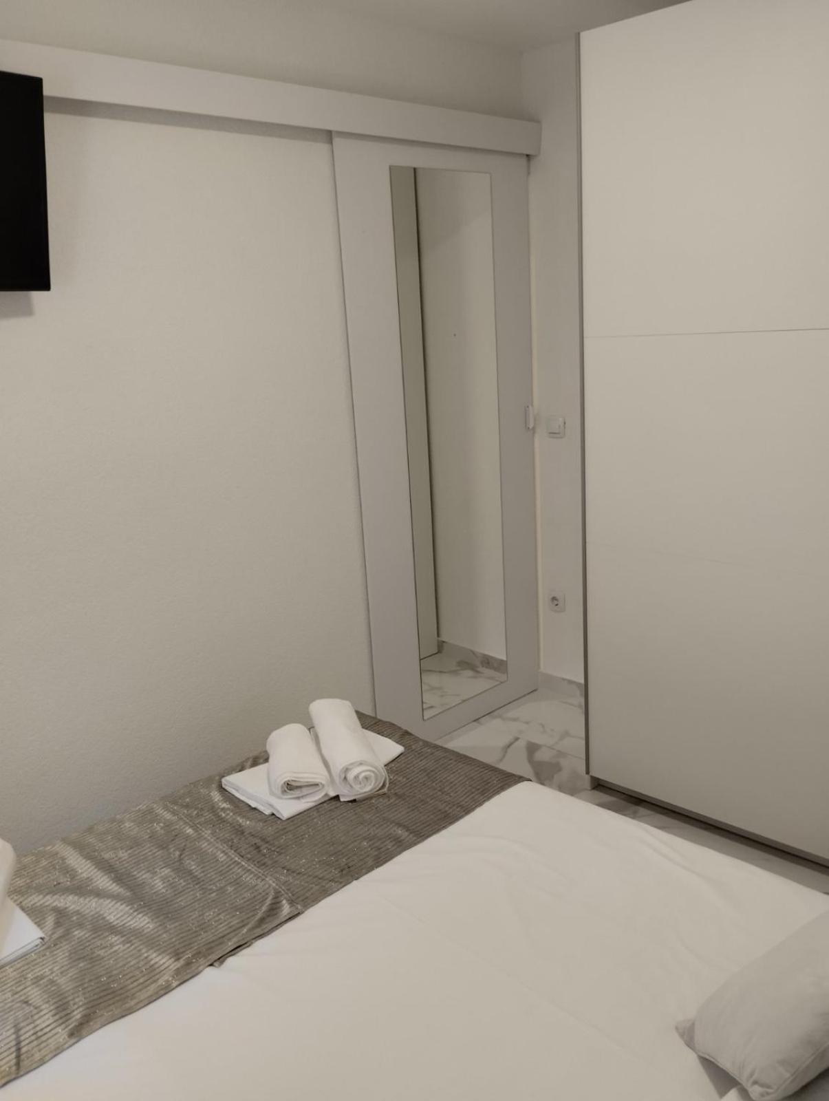 Apartment Sun Vir Phòng bức ảnh