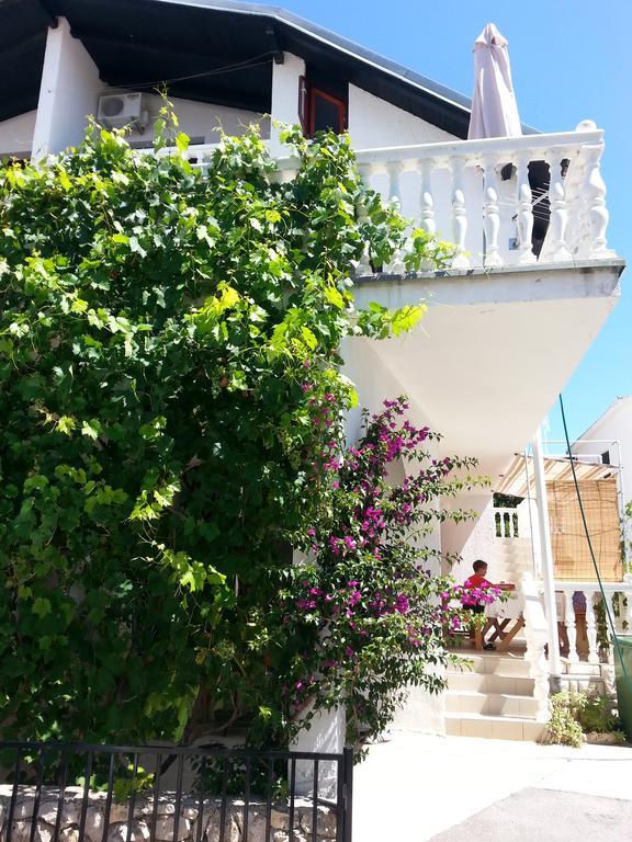 Apartment Sun Vir Ngoại thất bức ảnh
